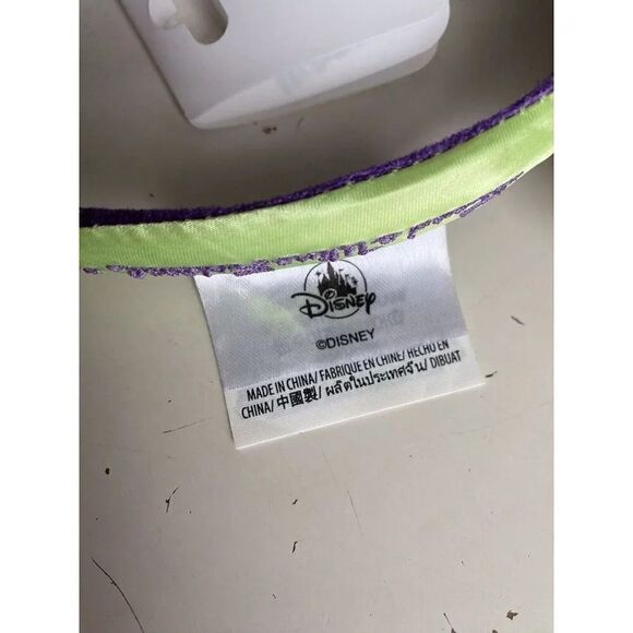 2023 Disney California Adventure Food & Wine Festival Minnie Mouse Ears Headband - Picture 2 of 10